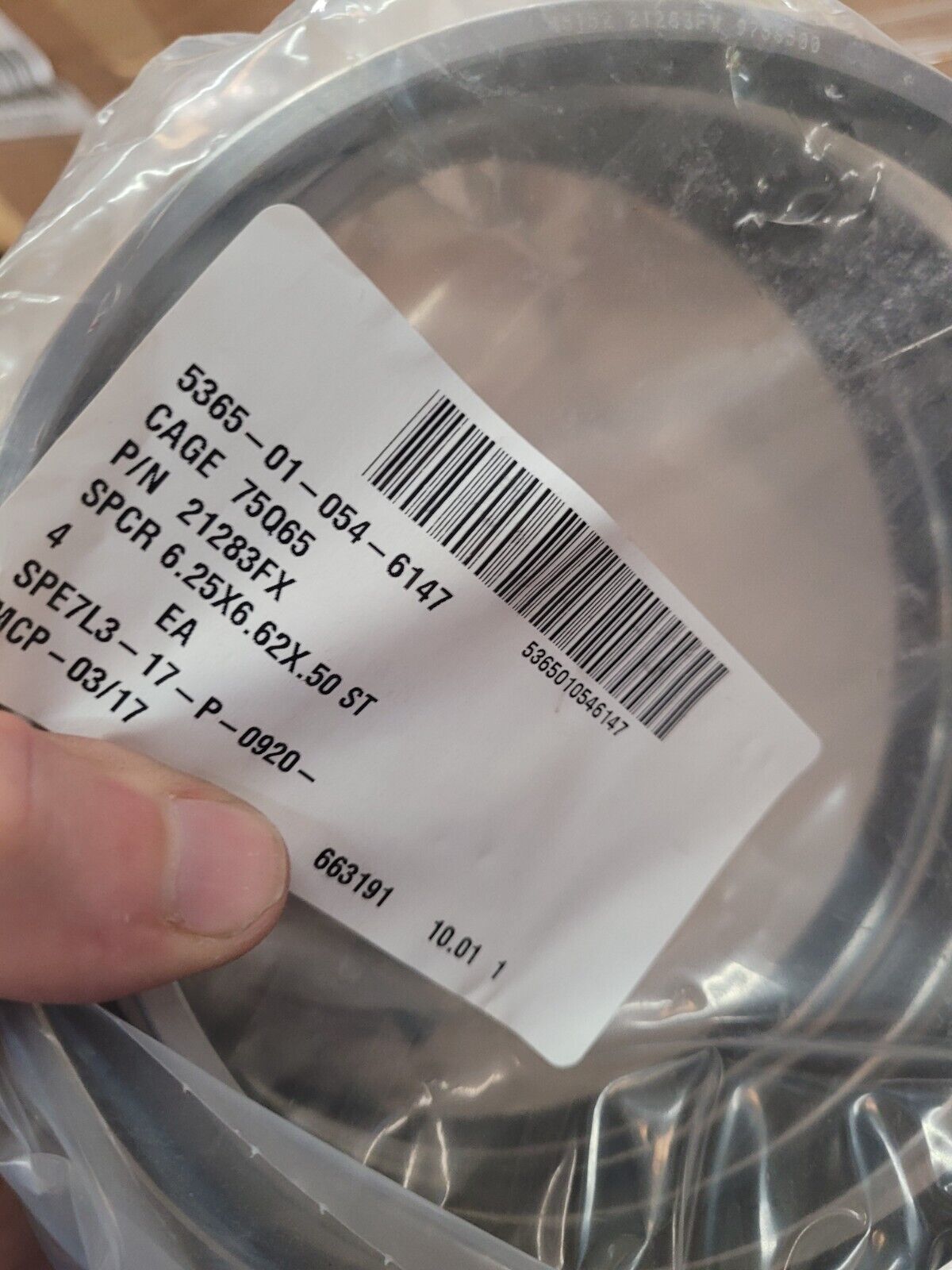 HEMMT, M915, MK48 SPACER RING FRONT HUB OIL SEAL 21283FX 5365-01-054-6147