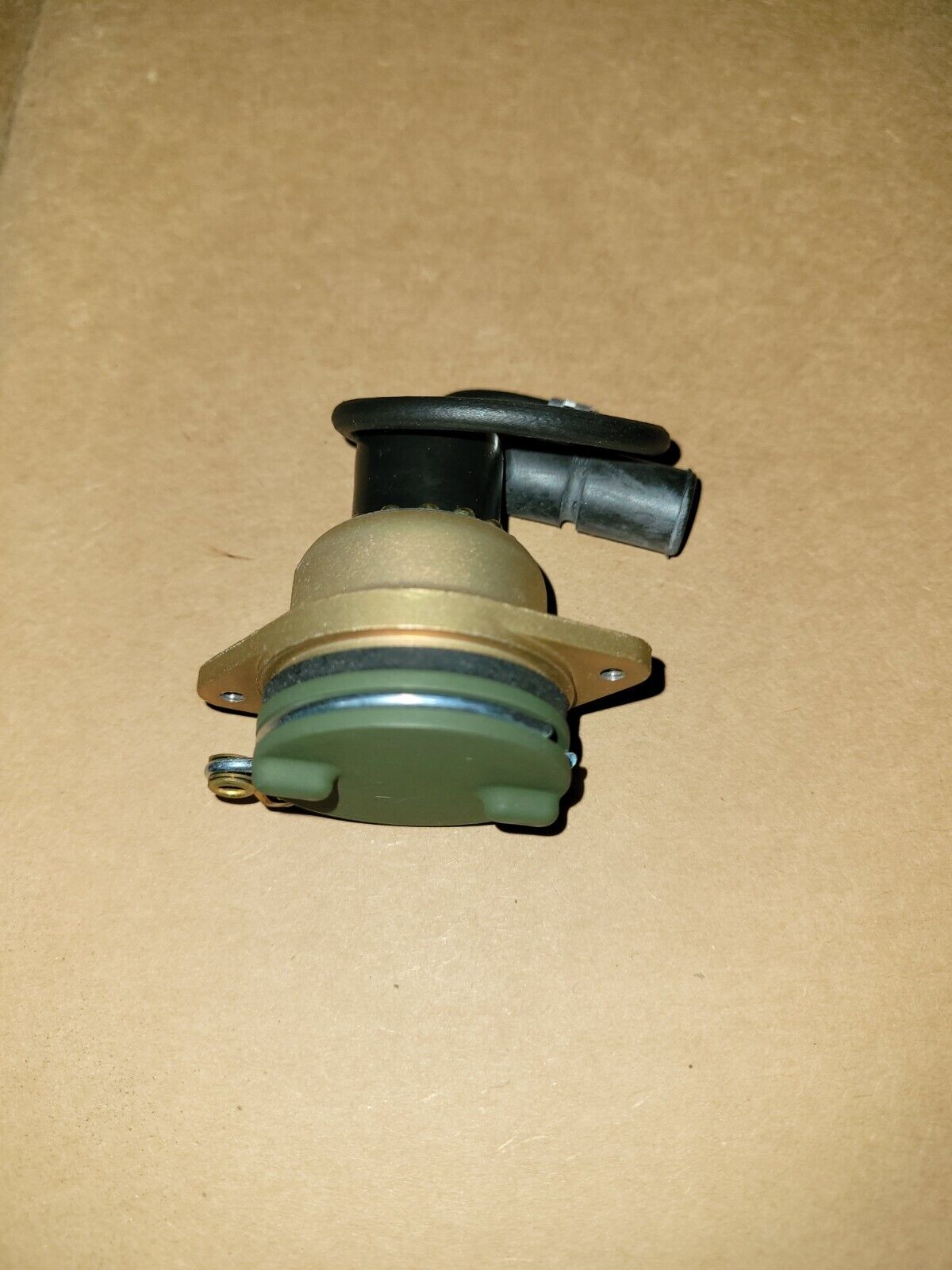 HMMWV M35 MILITARY PLUG 10905682 UTILITY OUTLET ASSEMBLIES NSN 1015-01-022-5325