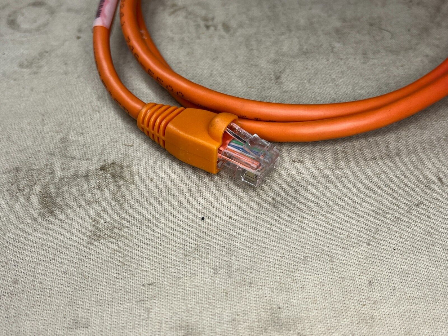 BLACK BOX CORPORATION E196163-Y RADIO FREQ. COIL PATCH CABLE 5950-01-223-1583
