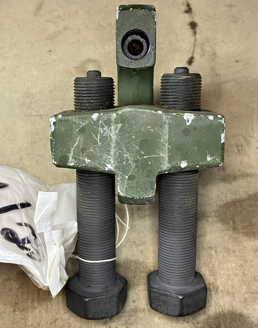 US MILITARY M109 HOWITZER 155 MM 12438987 MECHANICAL PULLER NSN 5120-01-422-0169