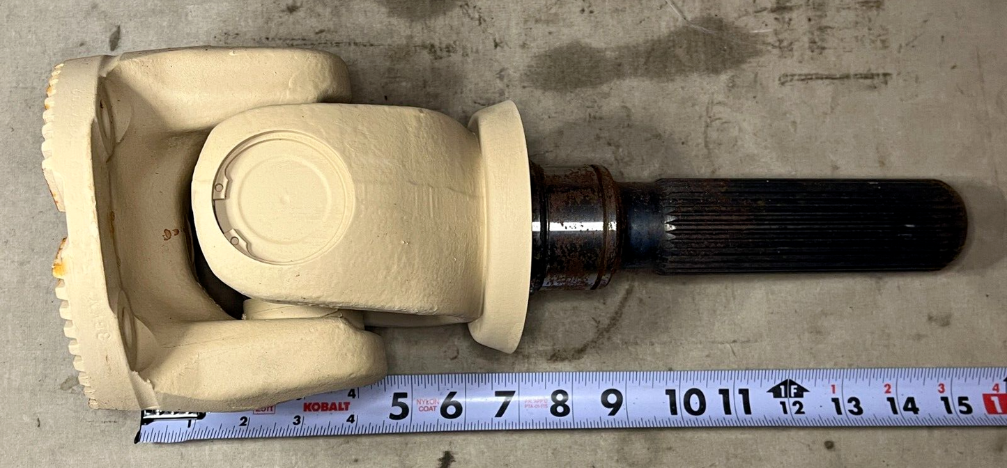 MTVR MRAP- M-ATV 3354292 PROPELLER SHAFT WITH UNIVERSAL J 2520-01-513-3005 NOS