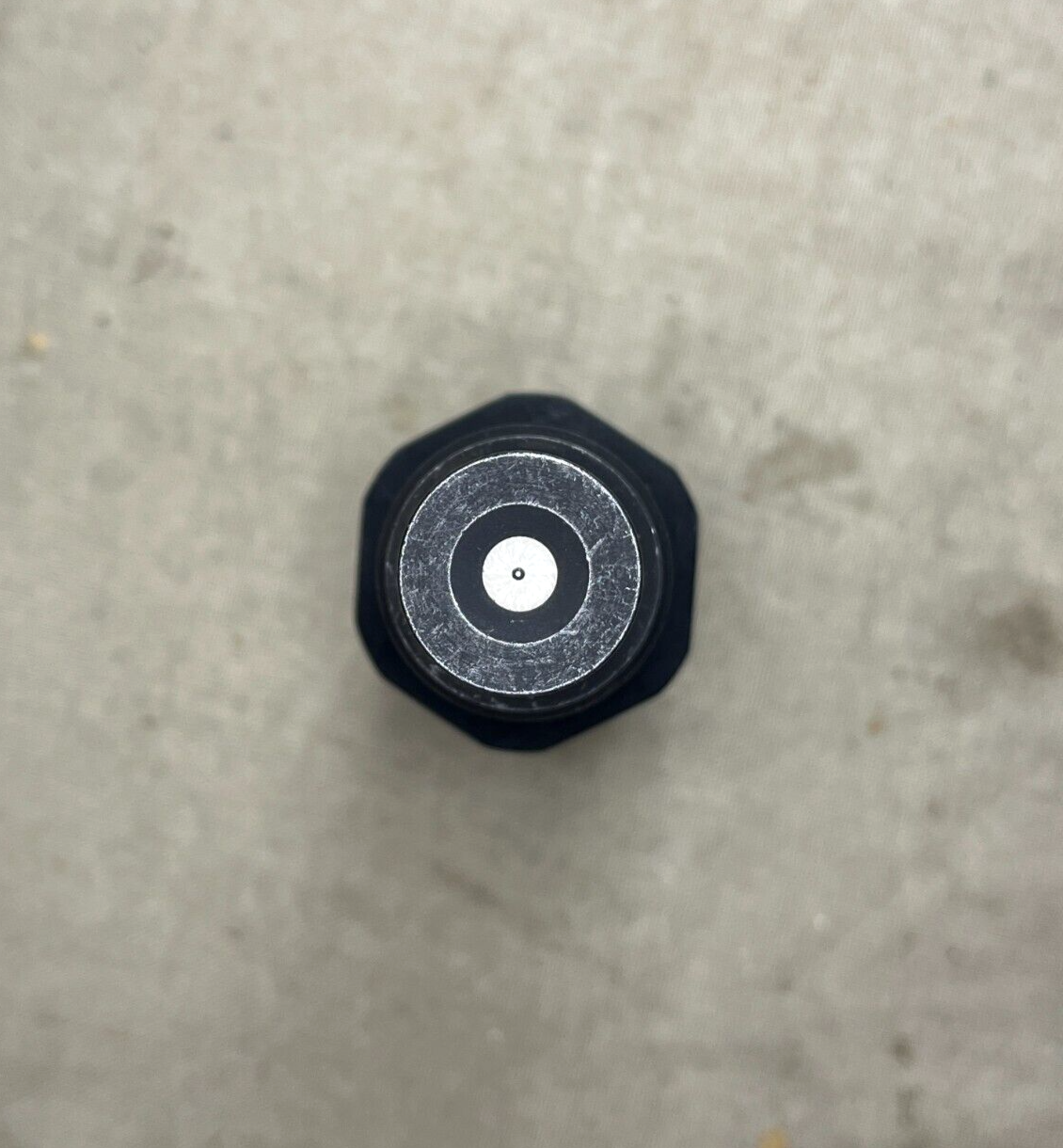 HMMWV AMG BOSCH FUEL INJECTOR ASSEMBLY MODEL BOC 20PA 5743795 2910-01-379-3752