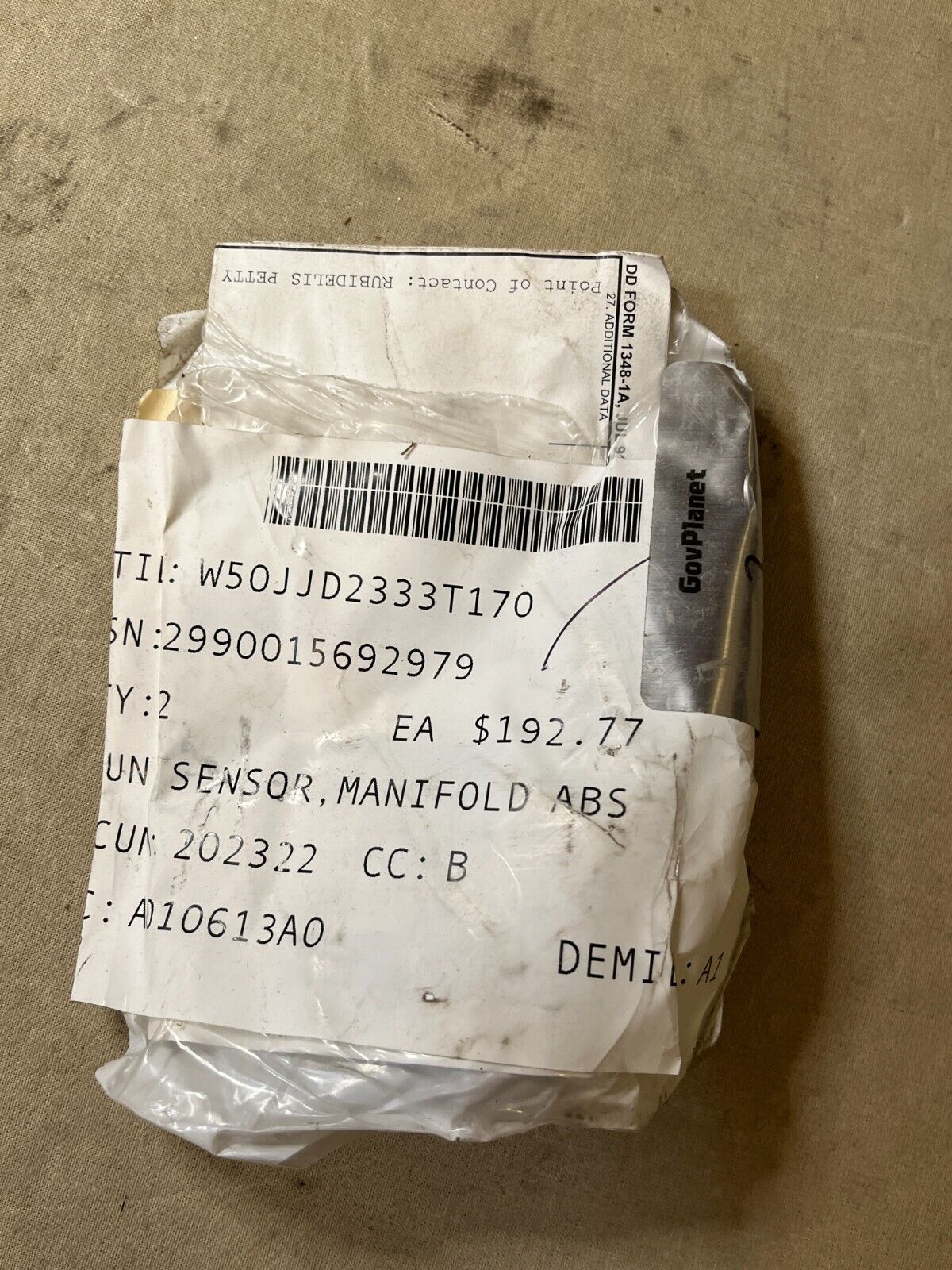 NEW GENUINE JOHN DEERE RE522723 MANIFOLD AIR PRESSURE SENSOR 2990-01-569-2979