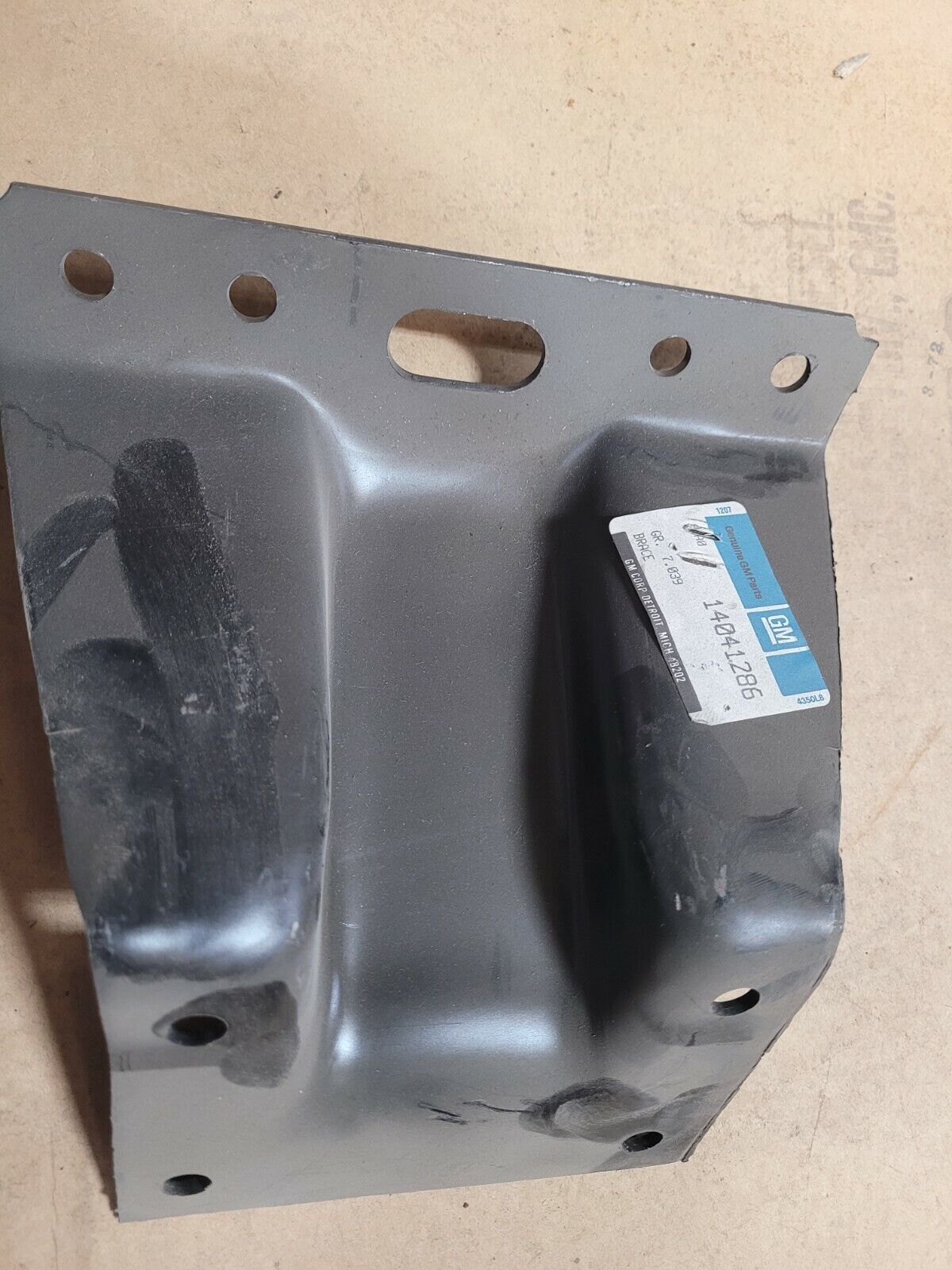 (2 CT.) CUCV M1008 BRACE CROSS MEMBERS 1989 GMC JIMMY 14041286 2510-01-173-4189