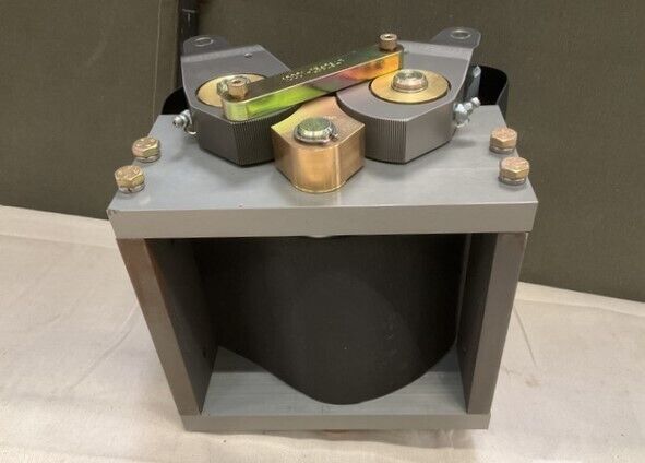 HELICOPTER, COBRA/ATTACK, AH-1J, H1 2560342 SUPPORT ASSEMBLY 1740-00-403-6016