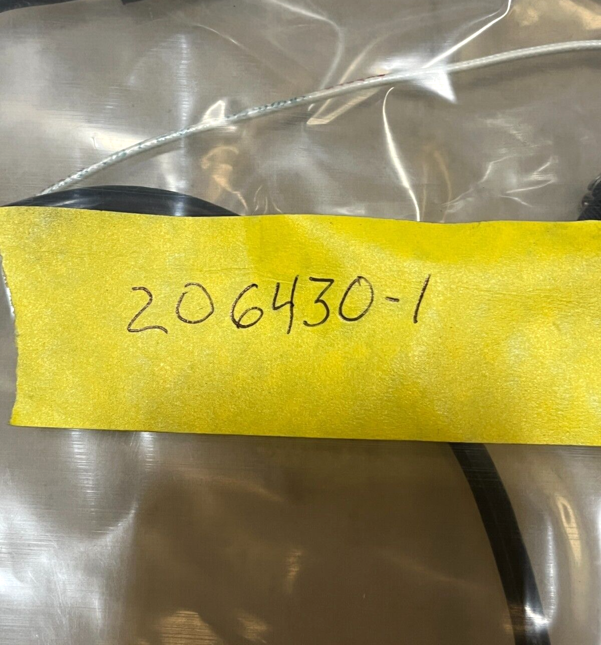 ELECTRICAL RECEPTACLE CONNECTOR 206430-1 4-PIN 600V 150V 5935-01-074-9032 NOS