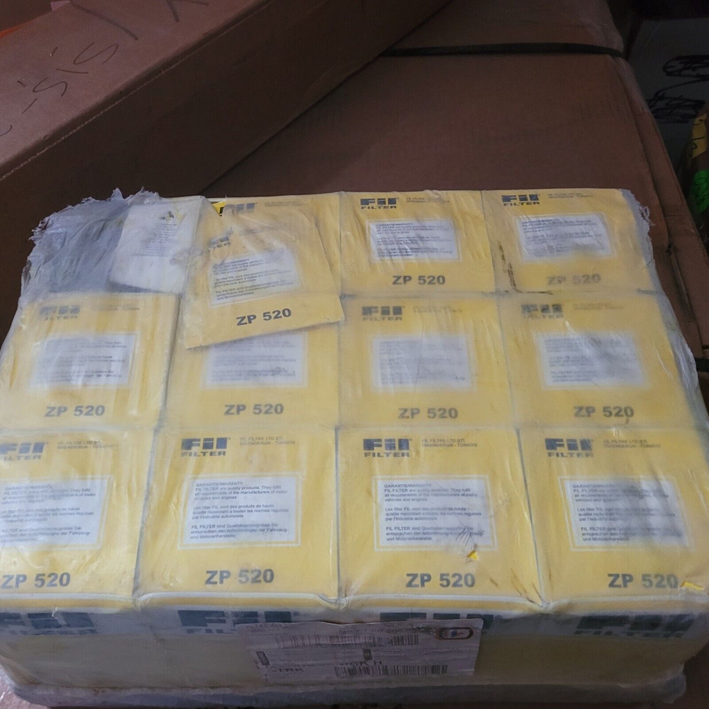 1 CASE GENUINE FIL FILTER OEM ZP 520 ENGINE AIR AND OIL FILTER CASE OF 12