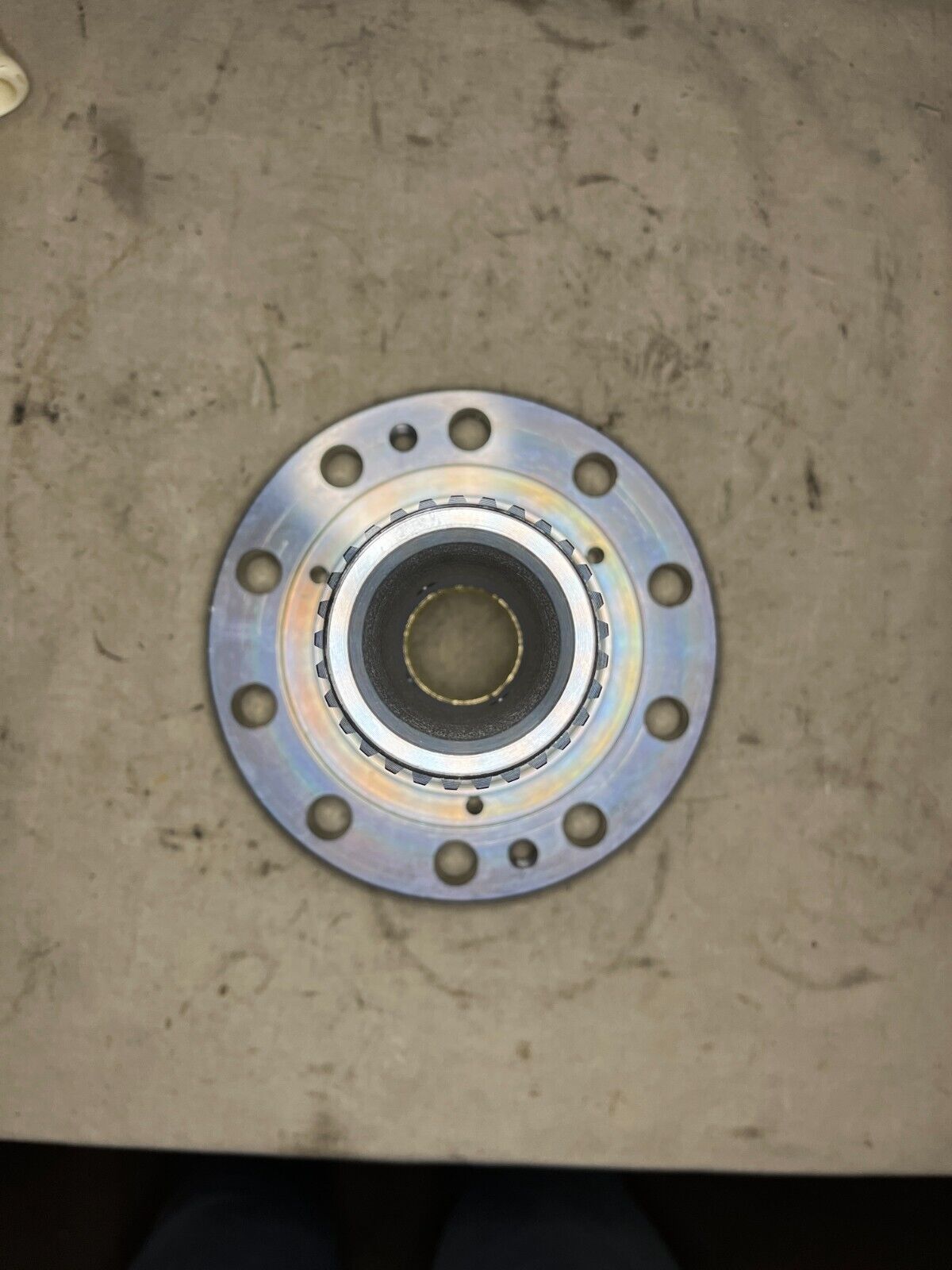 LIGHT ARMORED VEHICLE 10618665 DRIVING NONDRIVING WHEEL SPINDLE 2530-20-000-1040