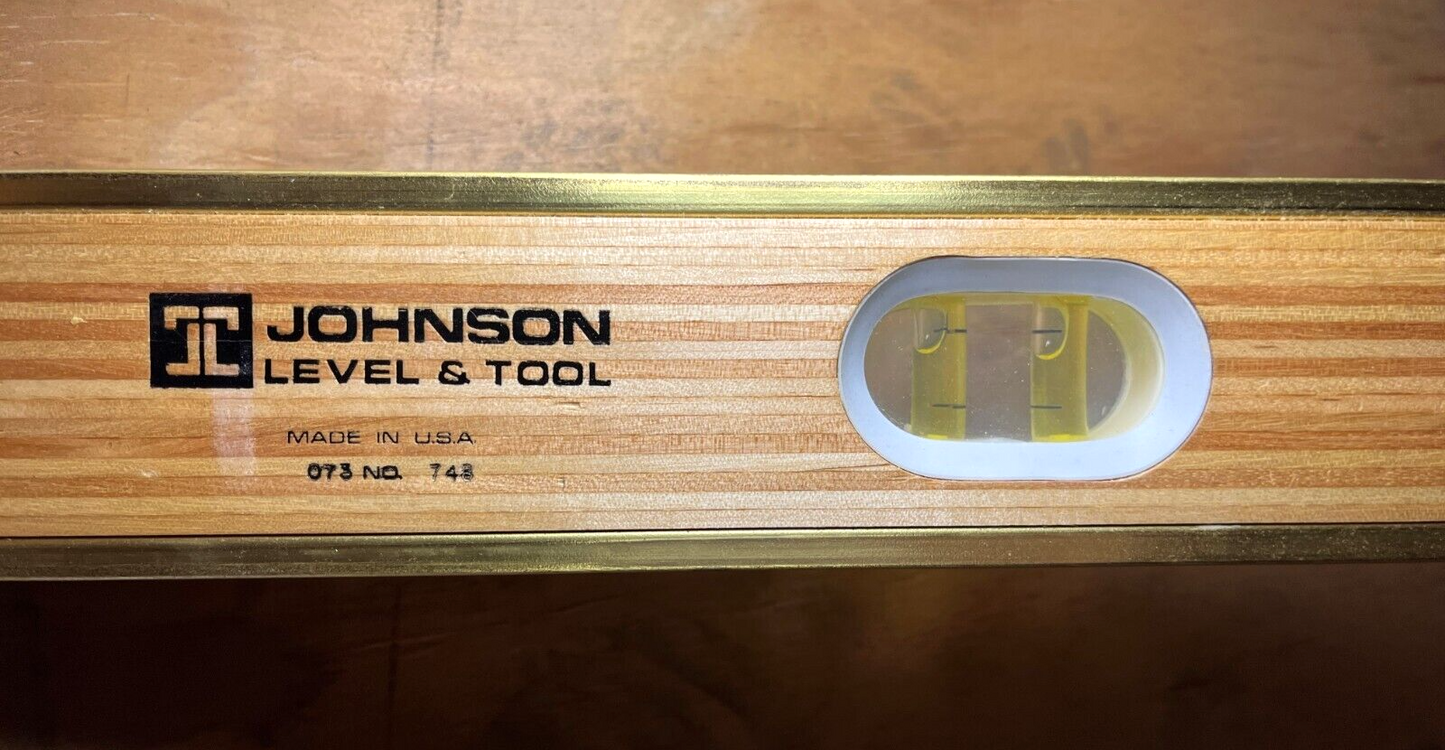 JOHNSON LEVEL & TOOL 48" HEAVY DUTY HARDWOOD BRASS BOUND LEVEL 073 NO 748