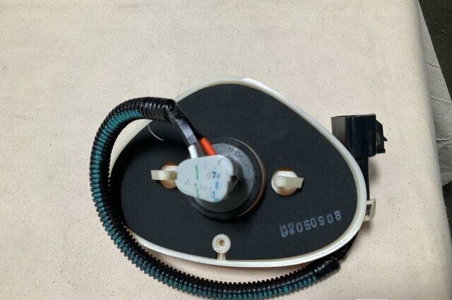 MRAP 3674978C91 VEHICULAR DIRECTIONAL LIGHT TURN SIGNAL/HARNESS 6220-01-556-6329