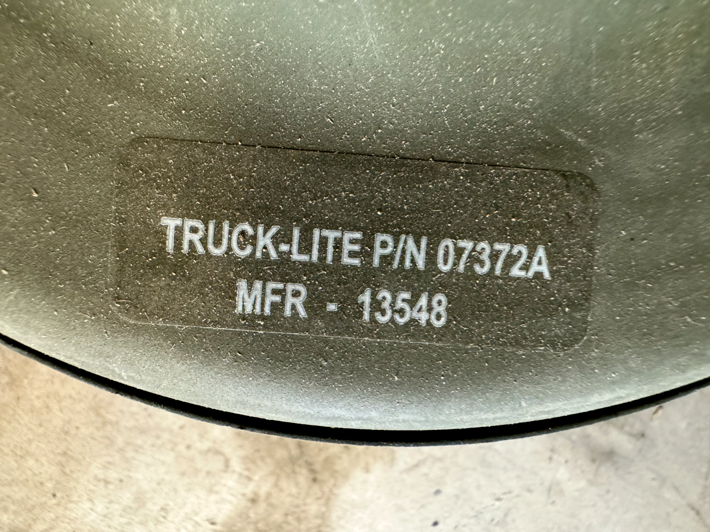 HEMTT MRAP-M-ATV JERRV TRUCK-LITE 07372A 24V HEADLIGHT ASSEMBLY 6220-01-555-5625