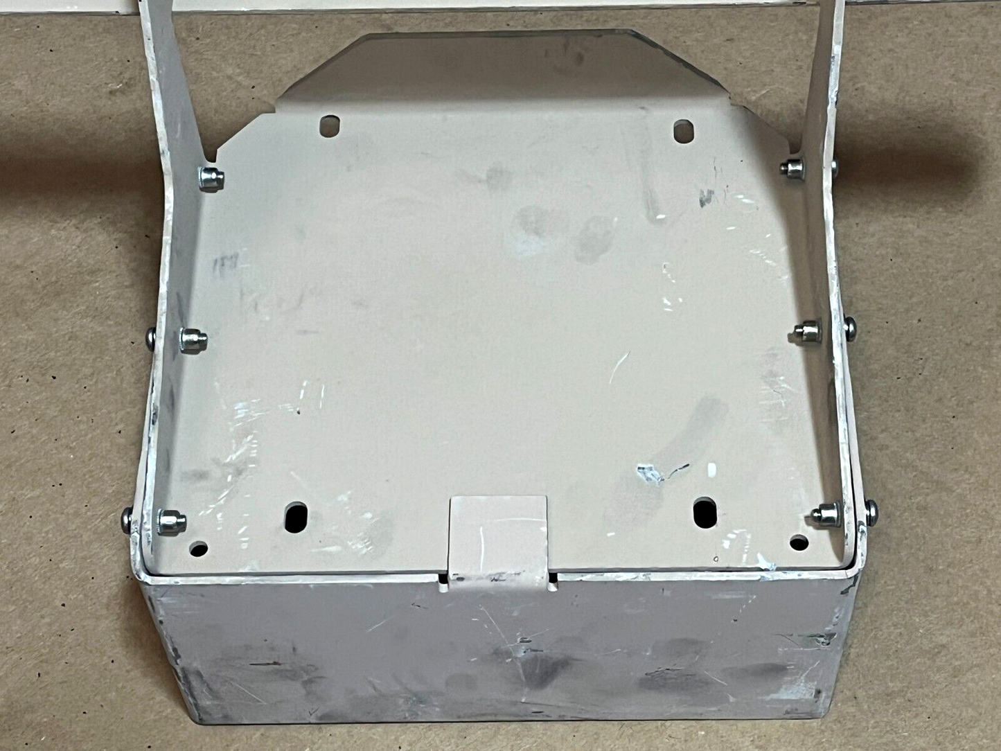 US MILITARY HMMWV A1-36053D-002 TAN MOUNTING BRACKET NSN 5340-01-559-4397