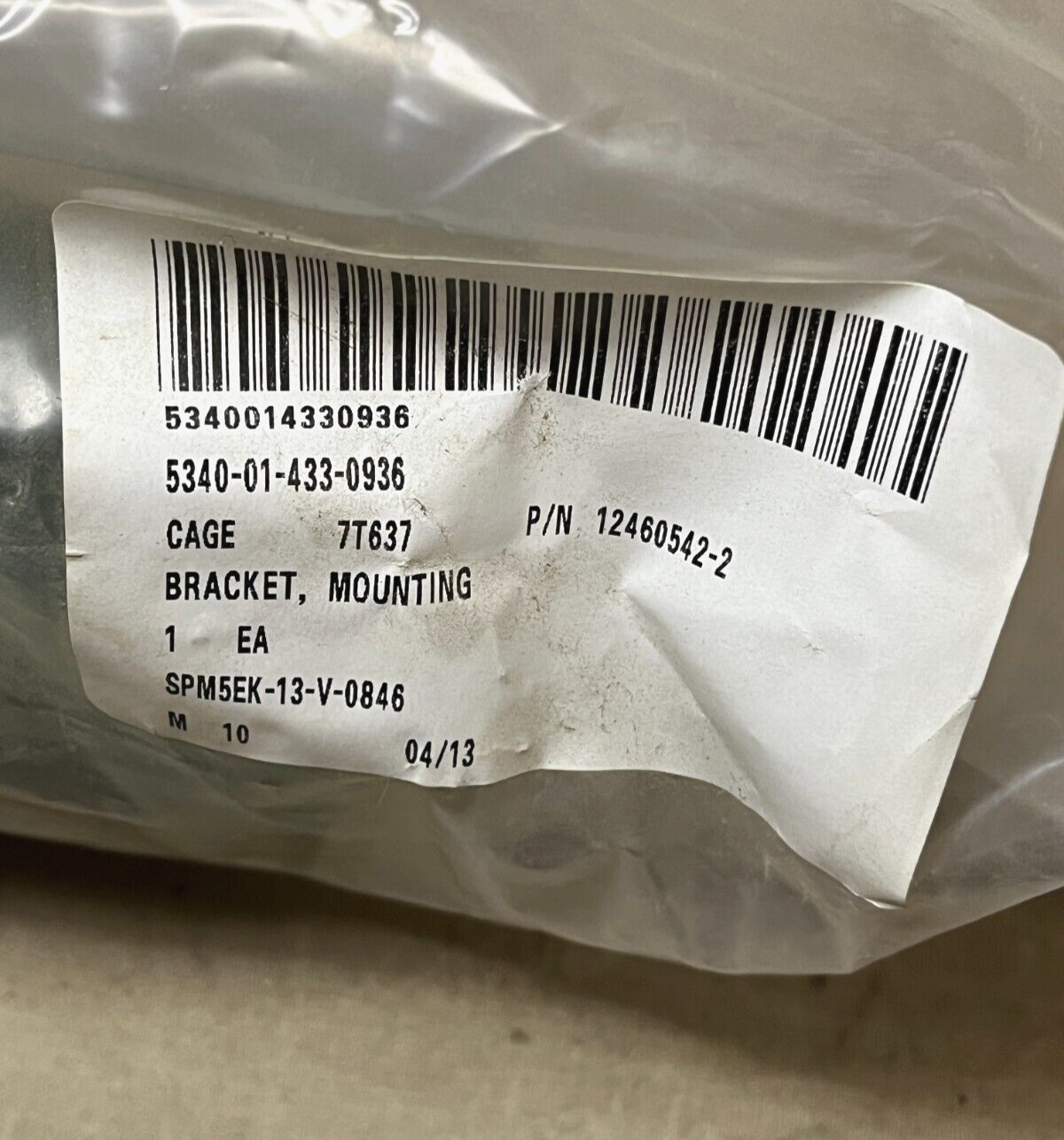 M998 HMMWV 12460542-2 RADIO TRAY MOUNTING BRACKET RCSK17601-1 5340-01-433-0936