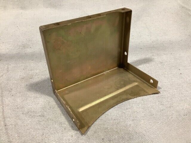 M60A1 & M48A5 M-88 SERIES VEHICLE JUNCTION COVER PLATE 8745464 2590-01-218-2107