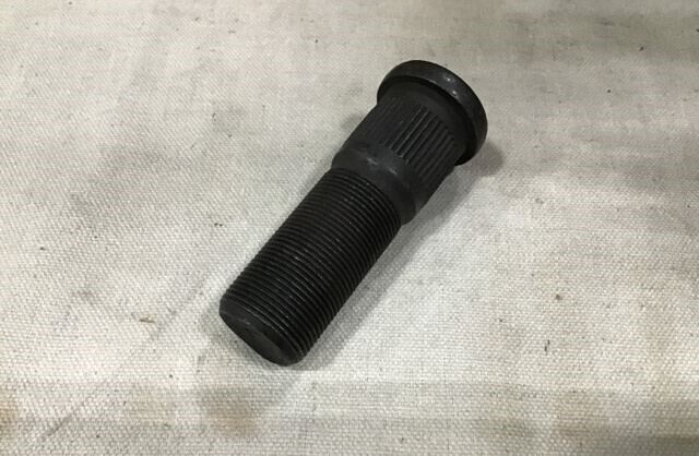 M-915 SERIES, M-916A1 TRUCK 20X1839 WHEEL STUD L/H 20X1489 5307-01-090-0744