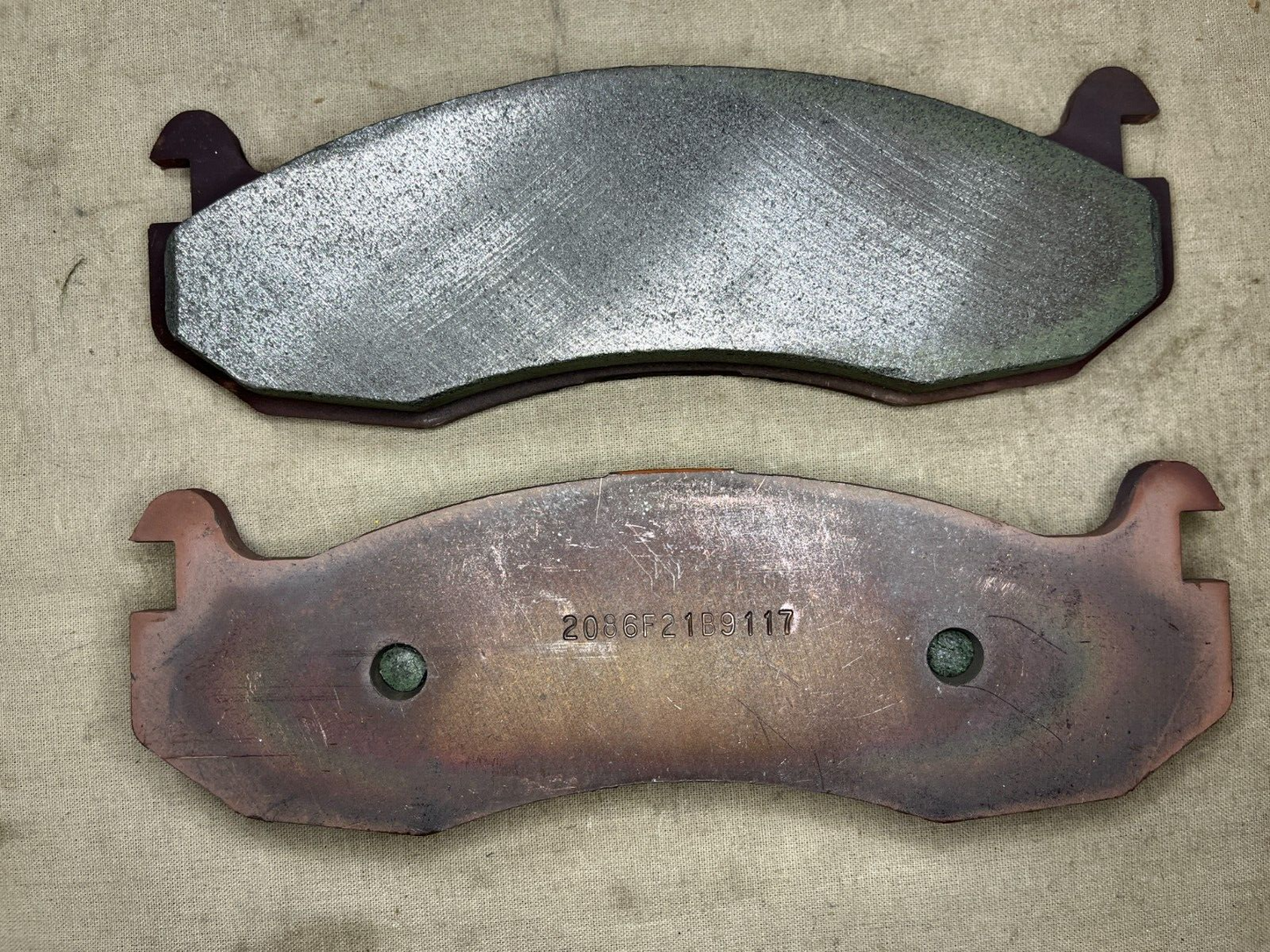 HMMWV AM GENERAL 57K3565 FRONT OR REAR AXLE BRAKE SHOE SET 2530-01-477-4194 NOS