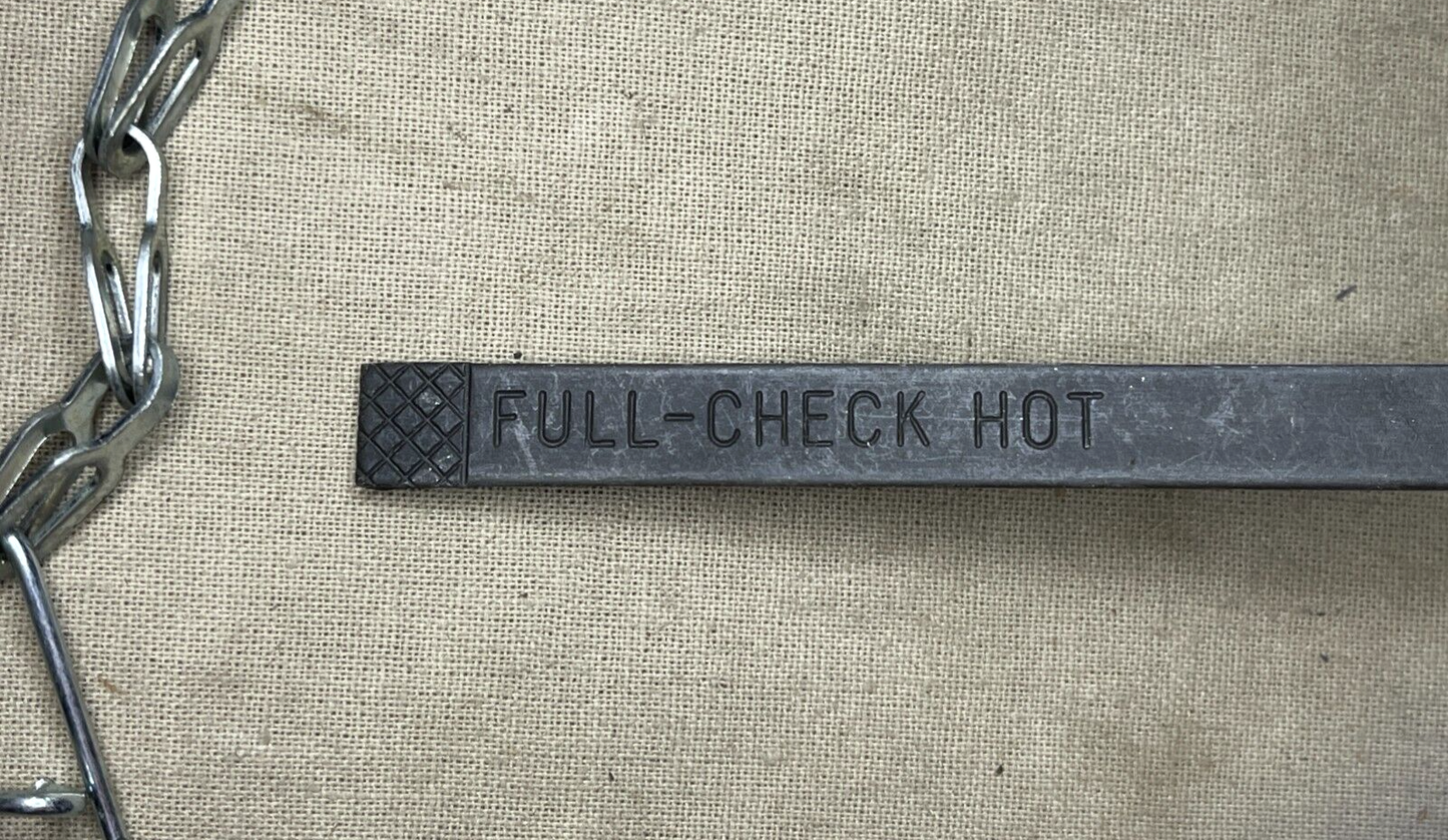5-TON (M818,M931) MEC27003 LIQUID LEVEL GAGE ROD-CAP NSN 6680-01-063-0266