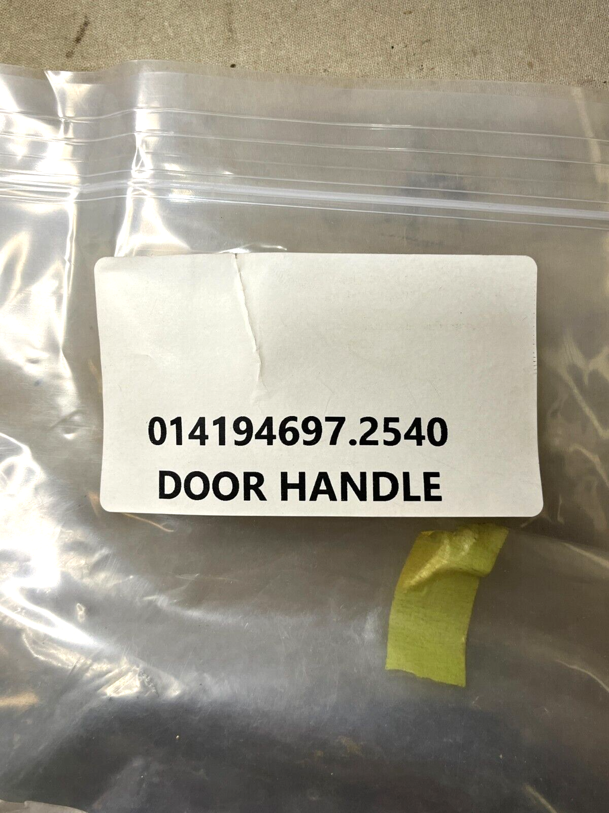 MILITARY HMMWV BAE SYSTEMS 4668389 VEHICULAR DOOR HANDLE 2540-01-419-4697