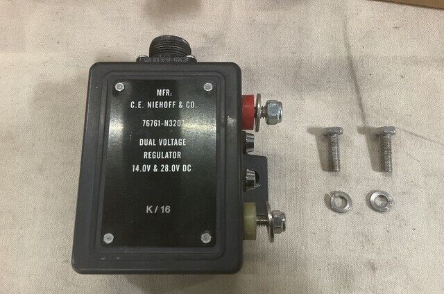 MILITARY FMTV N3207 12422863 AC DUAL VOLTAGE REGULATOR 6110-01-506-8086