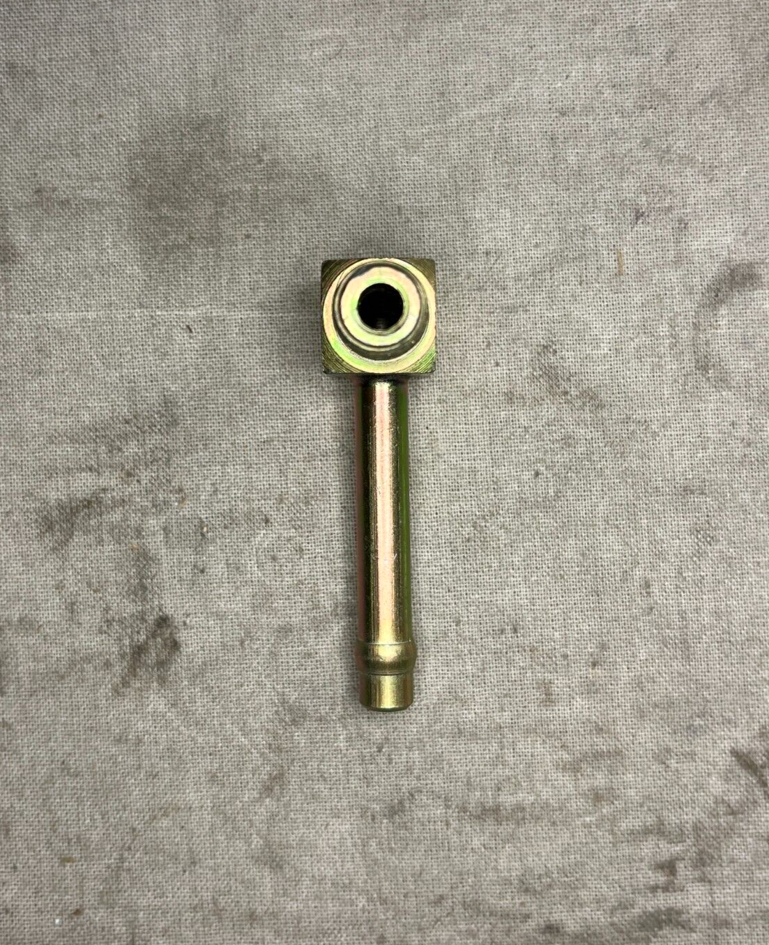 M998 HMMWV 5P4536 1/8'' PIPE TO 1/4'' HOSE BRASS ELBOW 5582652 4730-01-200-4277