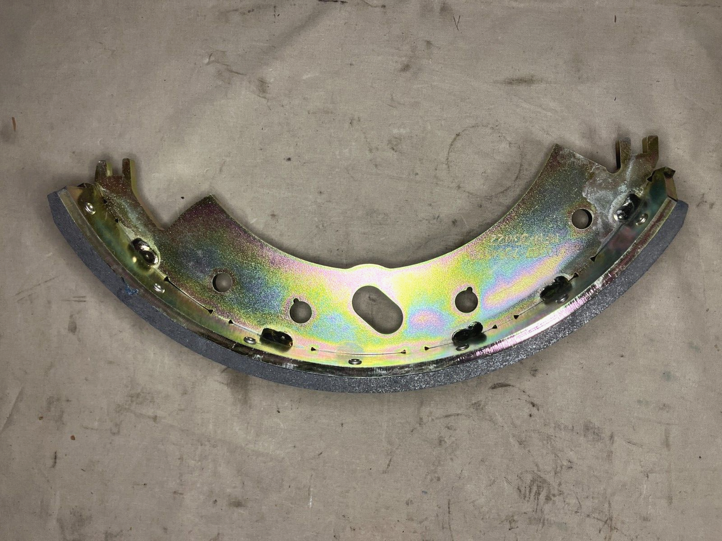 MRAP, M105 TRAILER BRAKE SHOE 7064979 7064978 A1-3222K713 2530-00-693-1007