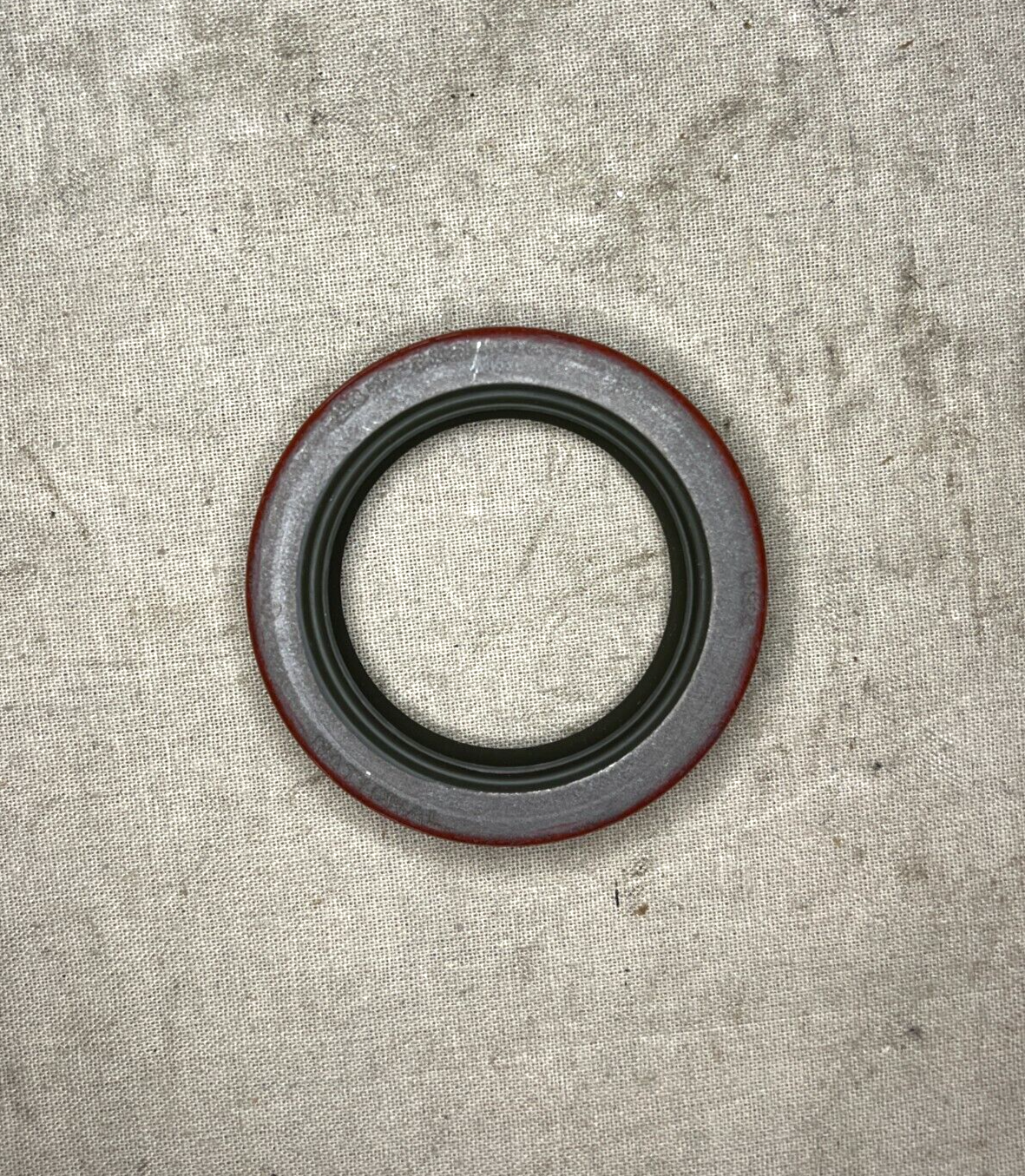 HEMTT M-915 M-916A1 802CX376 PLAIN ENCASED SEAL 28-P-101 5330-01-143-2779 NOS