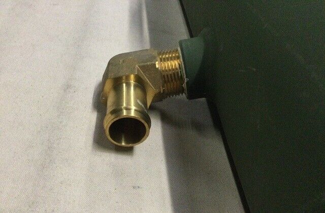 FMTV LMTV M1078 M1083 TRUCK 12421190-001 RADIATOR OVERFLOW TANK 2930-01-370-2867