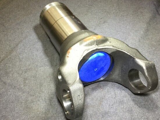 HET M1070A1 TRUCK 6.5-3-1371KX DRIVE SHAFT SLIP YOKE 2GH44 2520-01-578-6272 USA