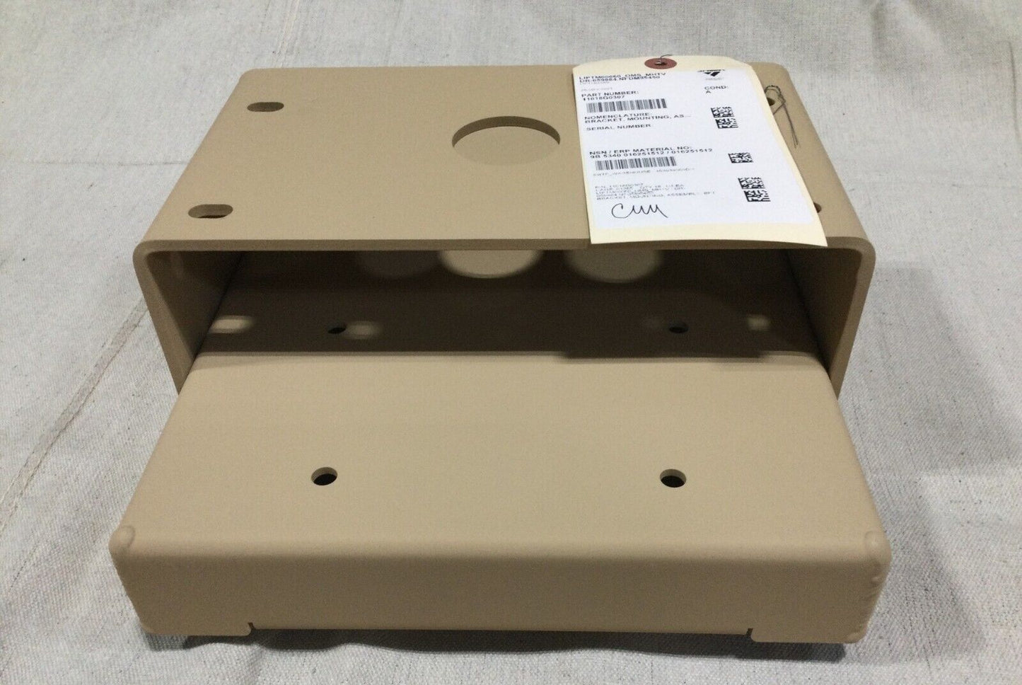 MILITARY MRAP-COUGAR CAT1 A1 MOUNTING BRACKET ASSY 11018G0307 5340-01-625-1512