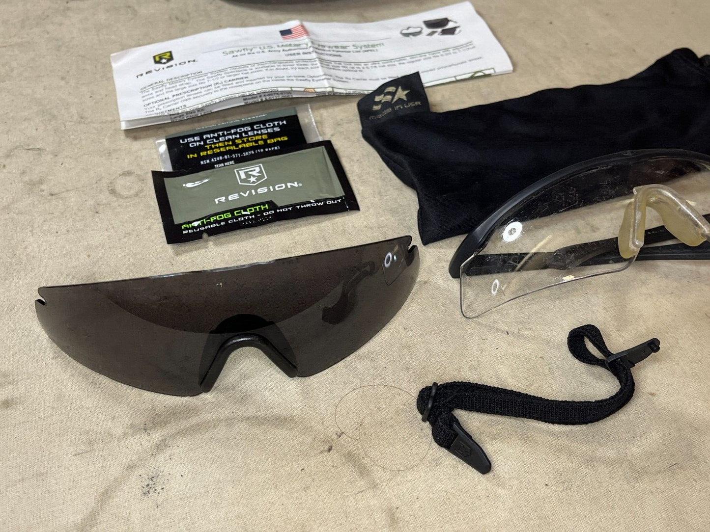 ORIGINAL REVISION MILITARY 4-0076-9800 SAFETY GLASSES KIT W/BOX4240-01-527-4051