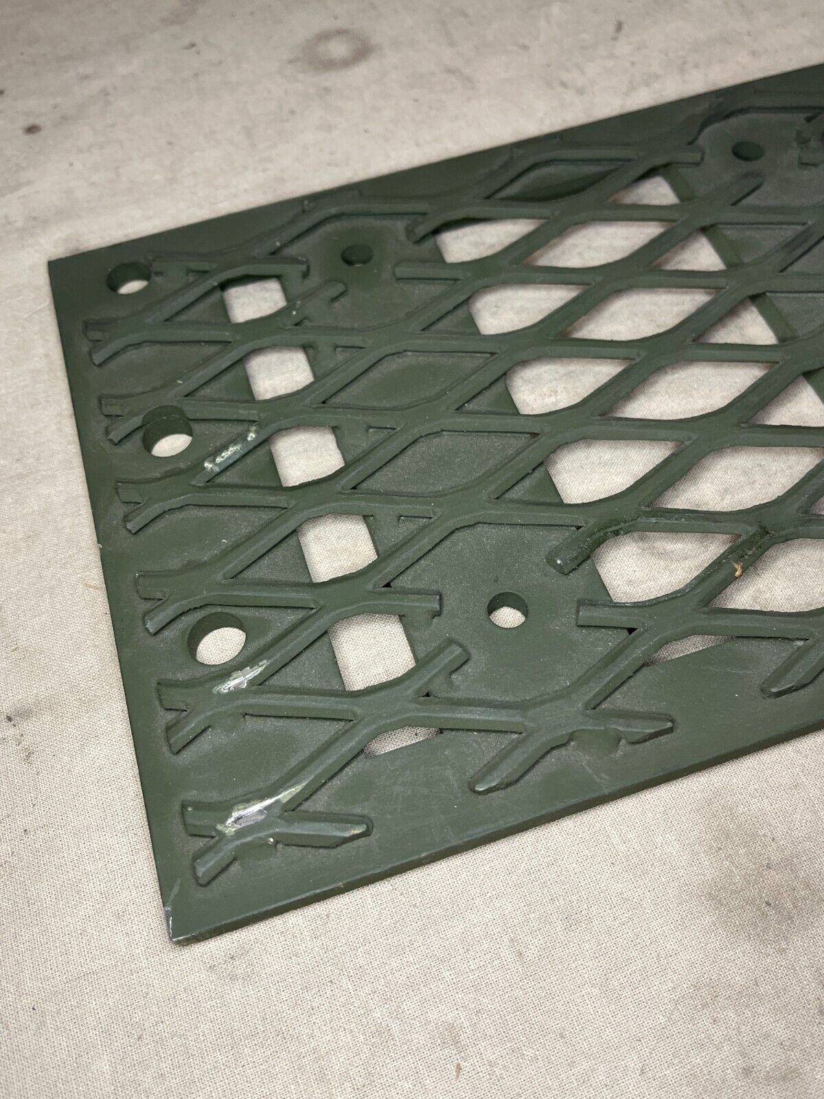 MILITARY VEHICLE STRUCTURAL SUPPORT WELDMENT 383 GREEN 12500629 2510-01-623-9522