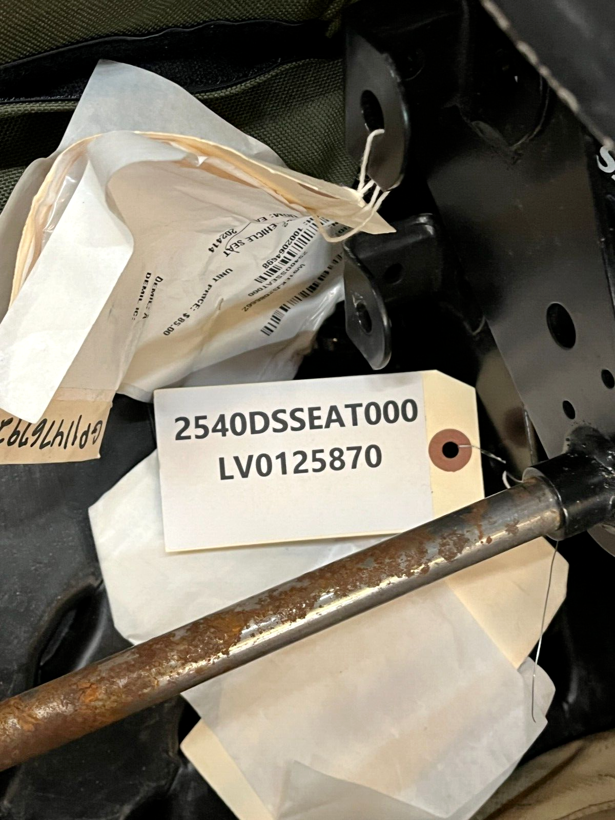 USGI ARMY MILITARY SURPLUS VEHICULAR SEAT 2540DSSEAT000 NOS USA