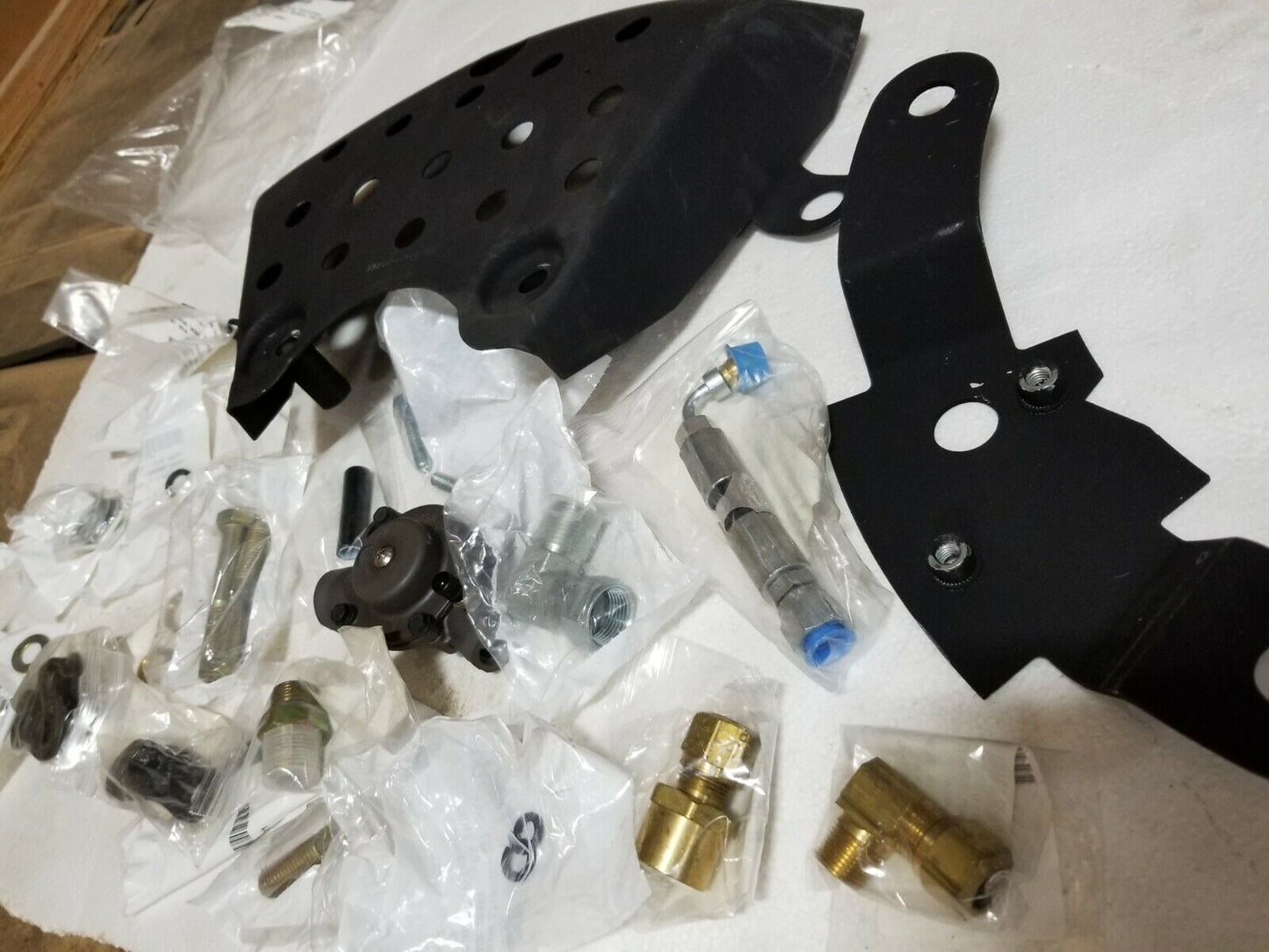 M939A2 Front Wheel CTIS kit  M923A2, 5 Ton, 2530-01-539-0982 57k3643 Upgrade