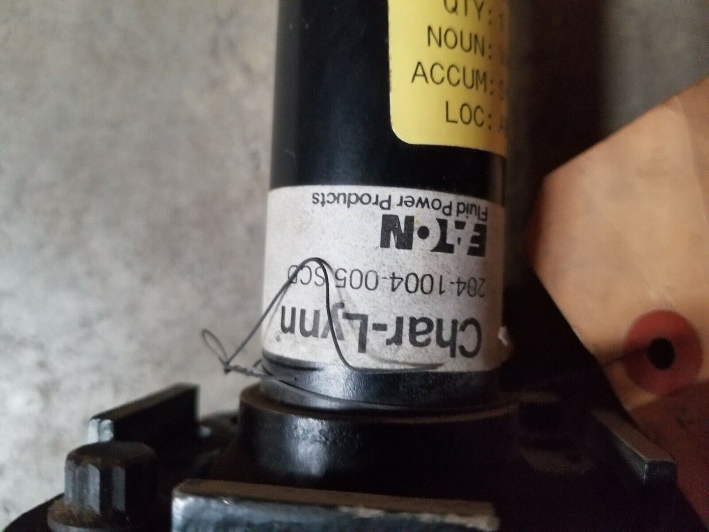 NEW OEM Char Lynn GS31500A Eaton 211-1178-002 Steering Unit 780356 01004565