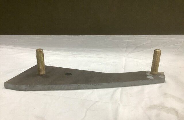 HEMTT, FMTV HOLLAND XA-01997 RH ADJUSTING BEARING PLATE 2510-01-198-1158 NOS