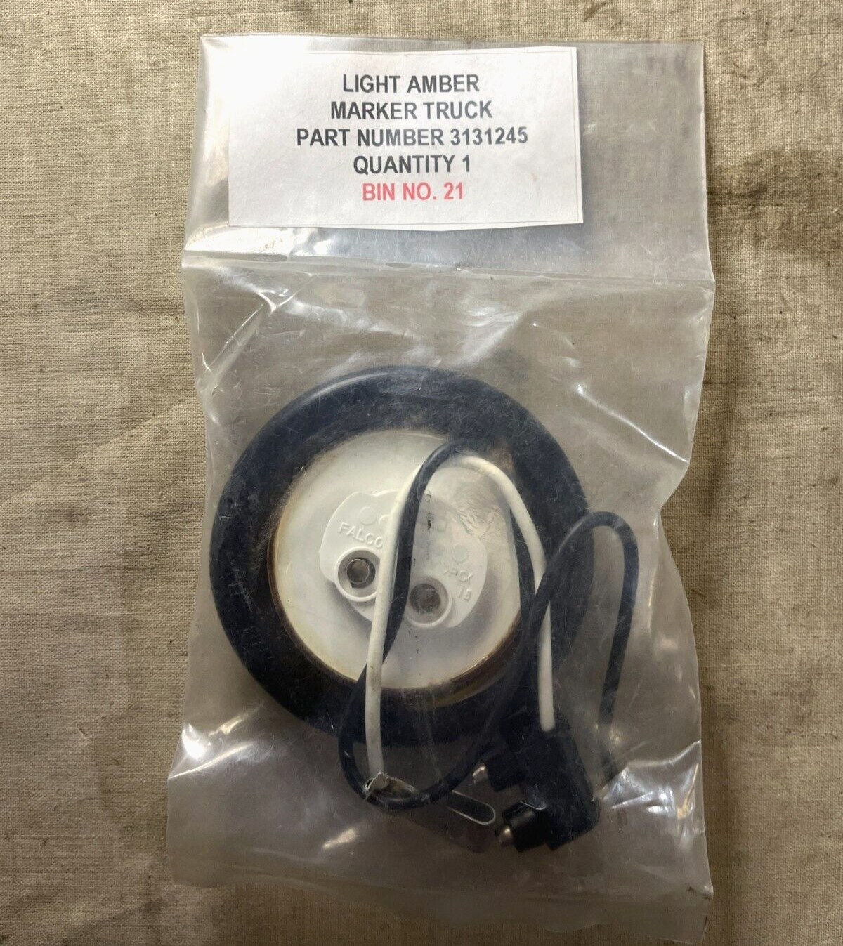 MK2 HIGH SPEED WHEELED TRACTOR TRUCK-LITE 3131245 MARKER LIGHT 6220-01-554-1627