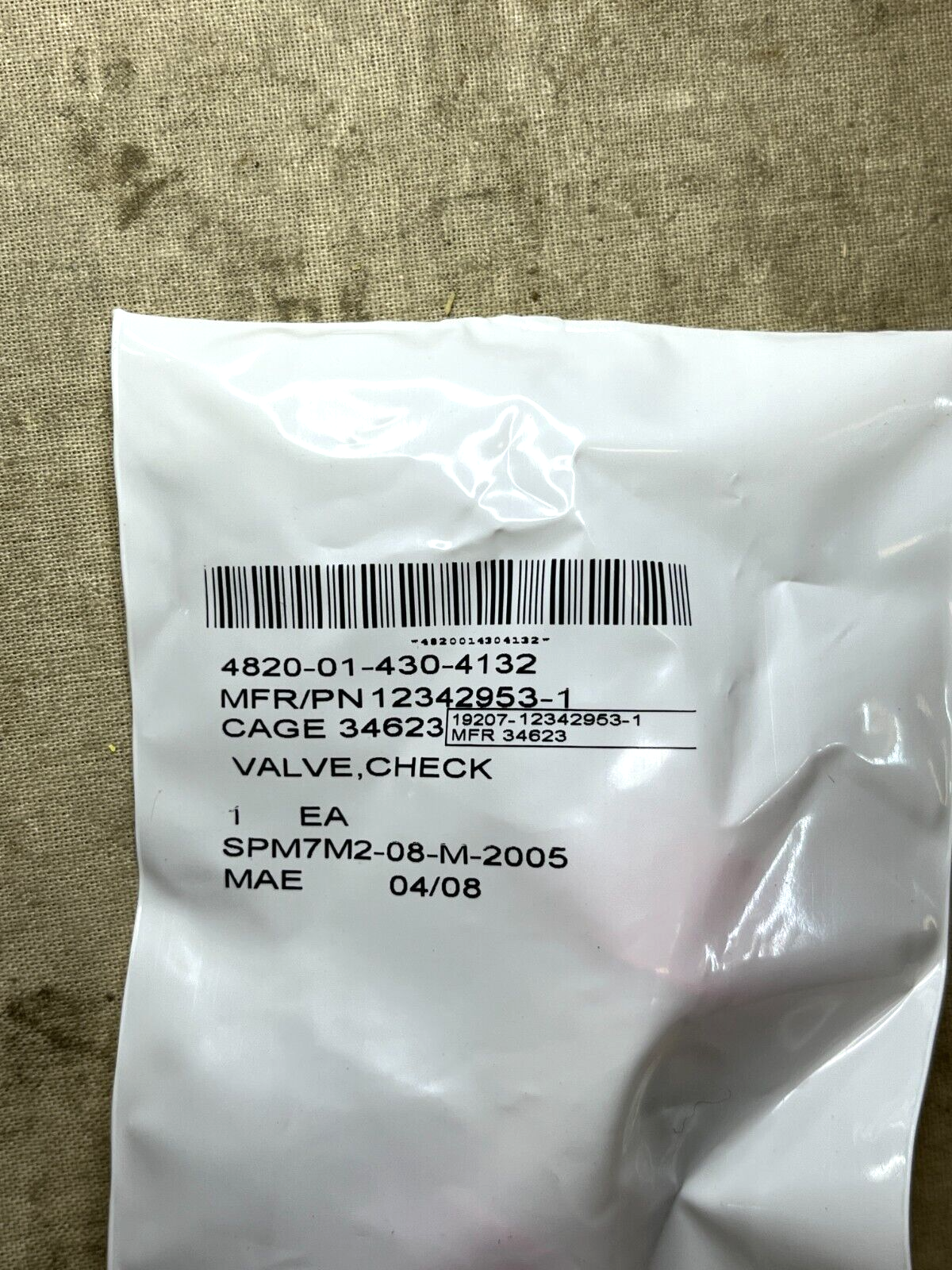 M998 HMMWV 12342953-1 FUEL TANK RETURN CHECK VALVE 0725267 4820-01-430-4132 NOS