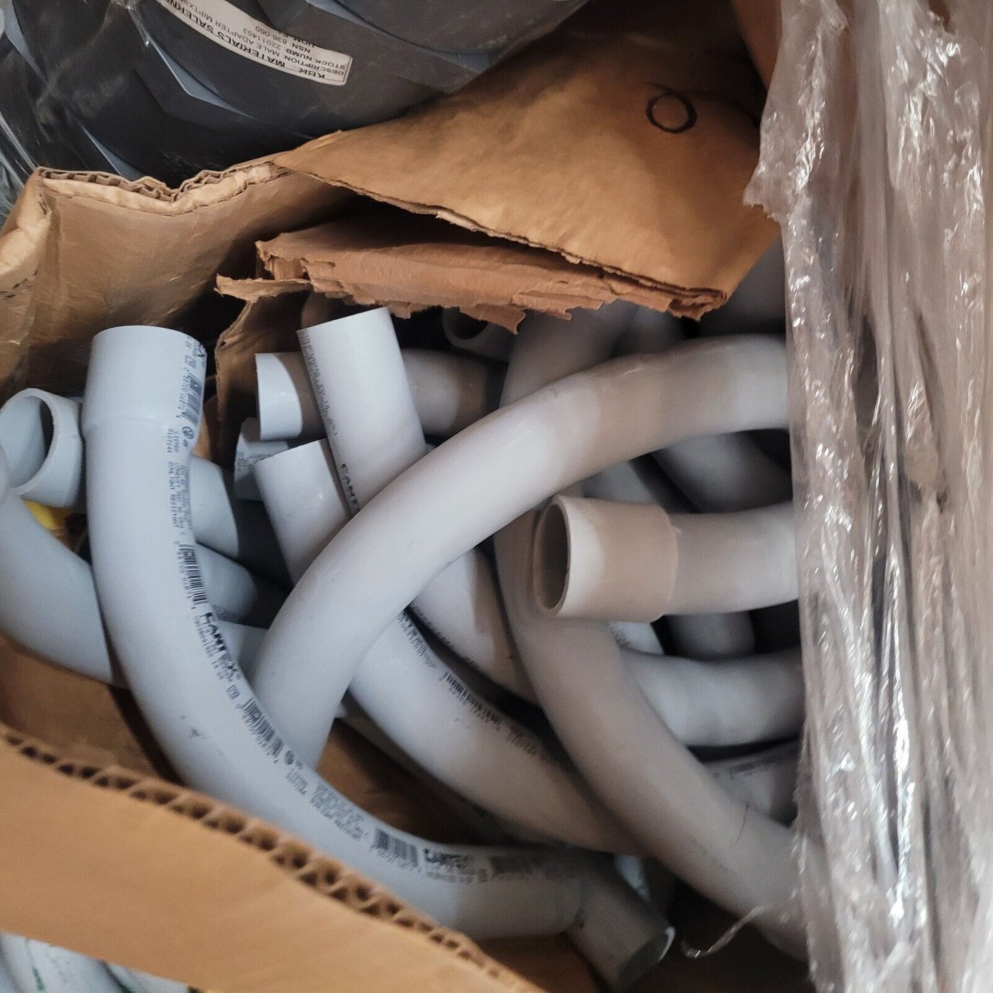 Cantex 1-1/4 in. 90-degree Bell End Elbow 5233826 5233826U LOT OF 25