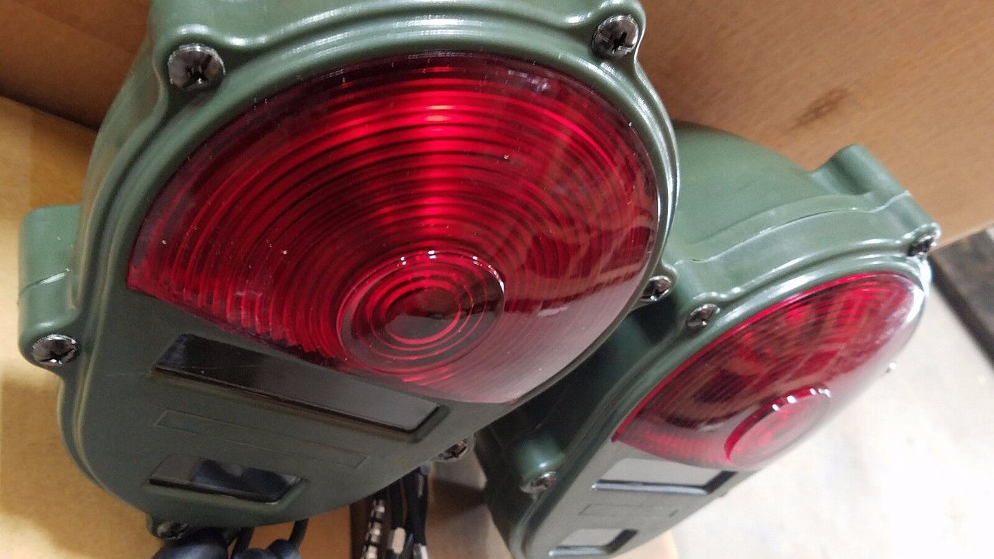 HMMWV M998 M151A2 M800 M35A2 Humvee Rear Tail Military Truck Light BRAKE LIGHT