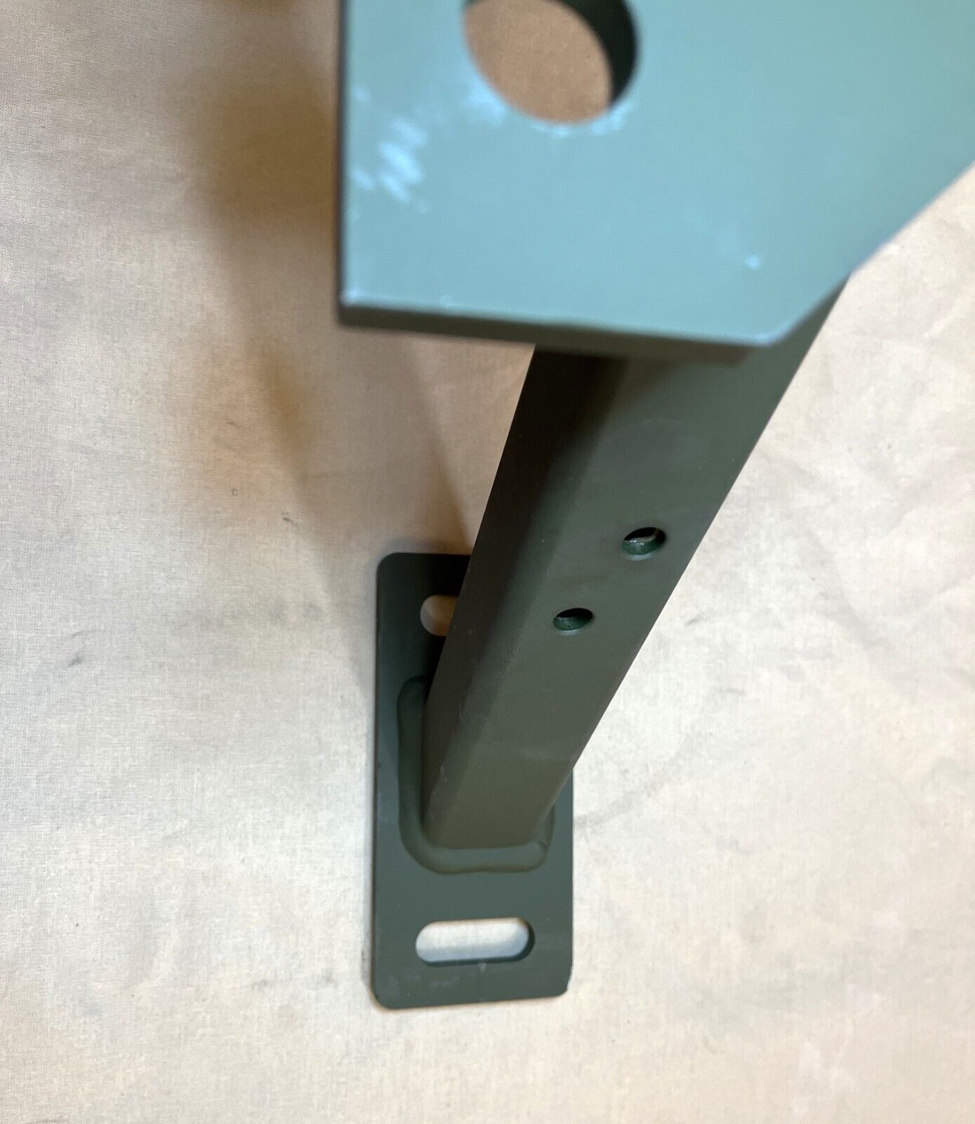 5340-01-566-0264 OSHKOSH DEFENSE MOUNTING BRACKET MTVR 7 TON 3767271 / 3694686