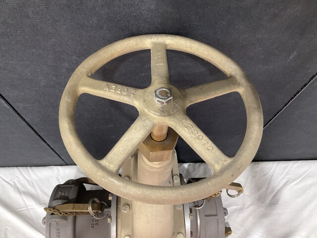 AMPHIBIOUS ASSAULT FUEL SYSTEM PRIDE CAST 12497305 GATE VALVE 4810-01-593-8281