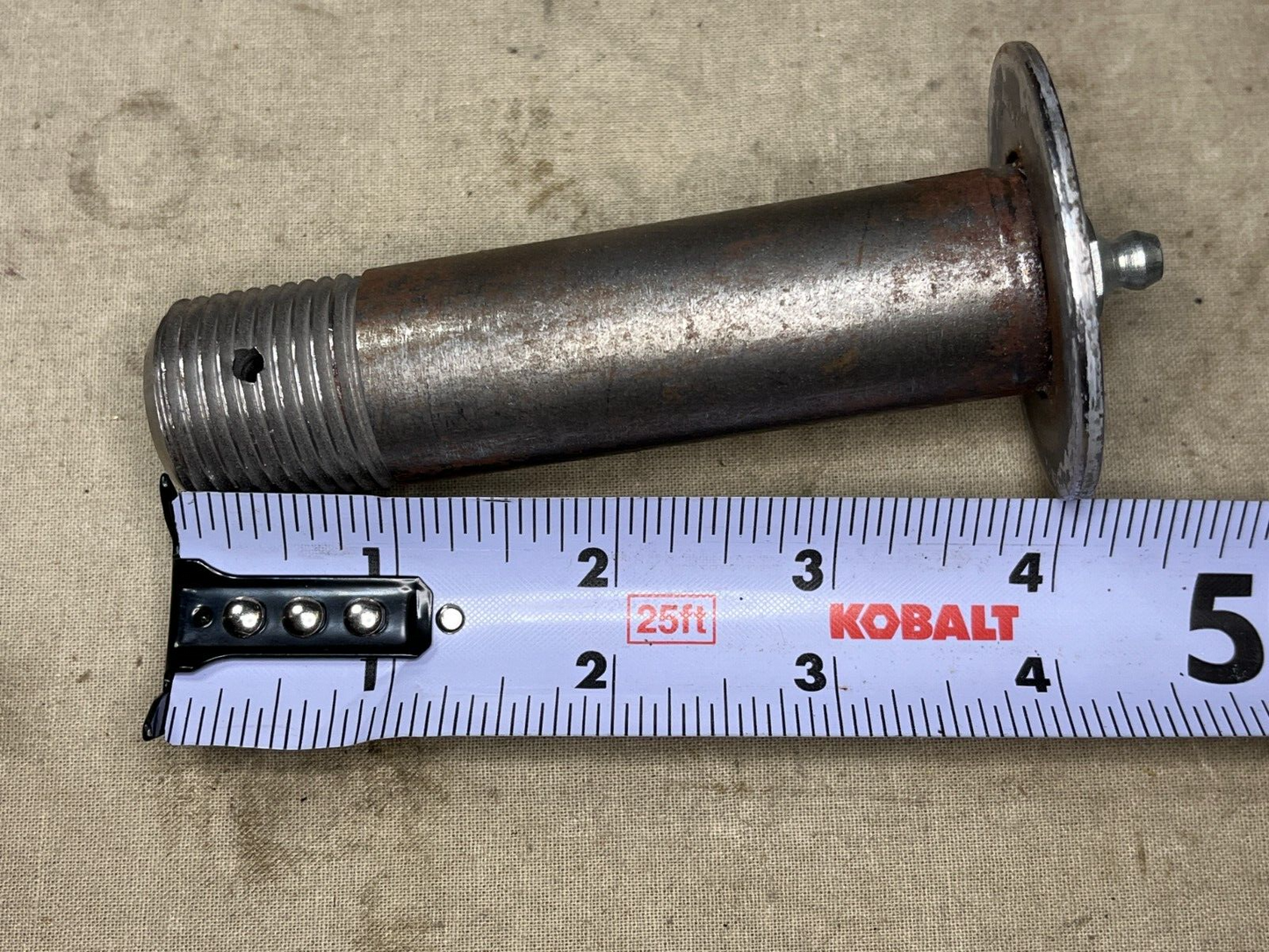 AIRCRAFT A10 CS2530-0023 WHEEL SPINDLE KINGPIN BOLT 2530-00-079-2195 NOS
