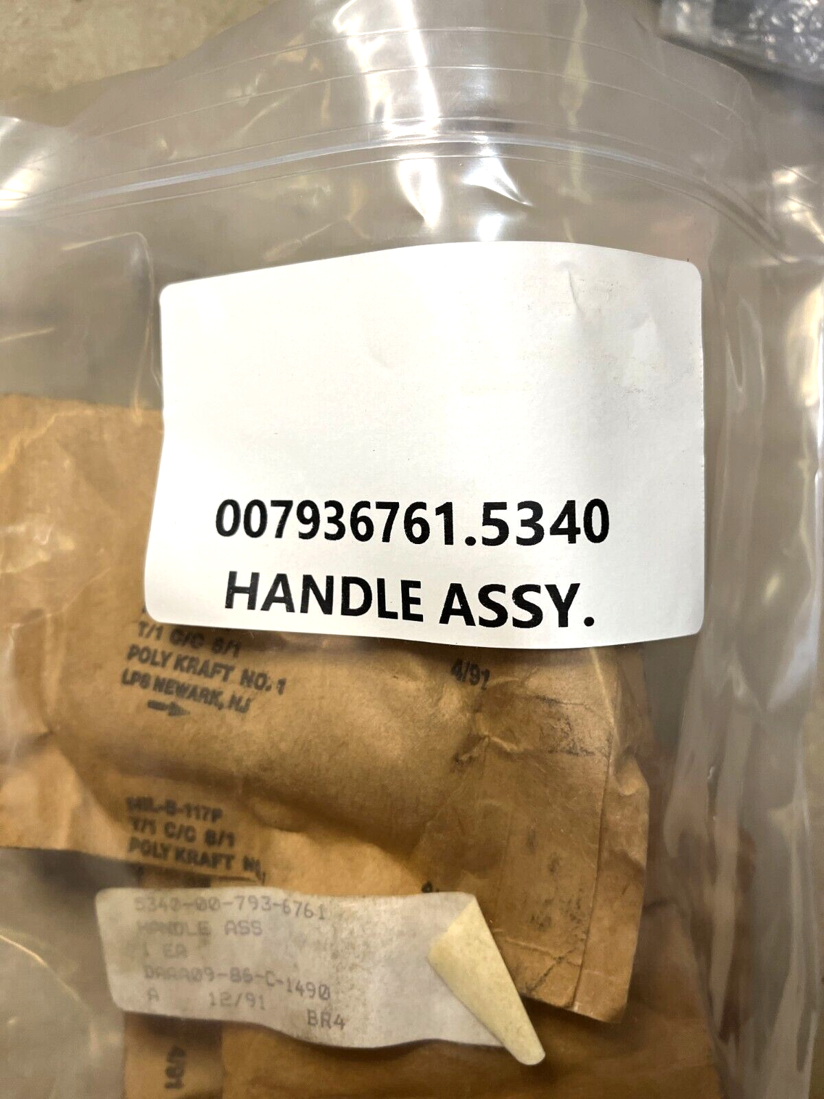 USGI MILITARY HANDLE ASSEMBLY 7266115 5340007936761 5340-00-793-6761 NOS