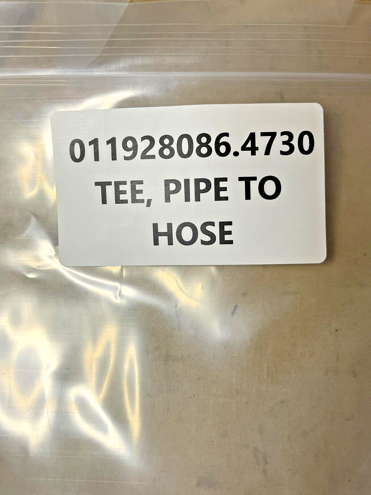 M998 HMMWV DANFOSS 12339969 1/4'' 1/8'' PIPE TO HOSE TEE FRONT 4730-01-192-8086