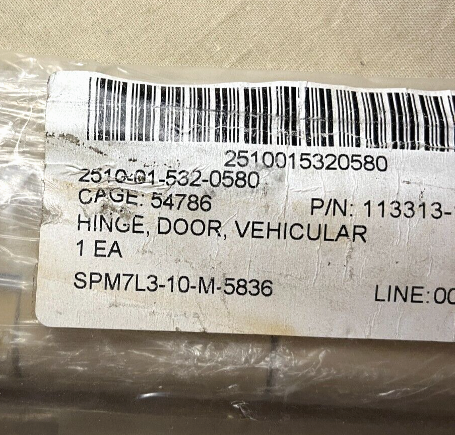 BAE PLS VEHICULAR DOOR HINGE P/N 113313-1-103 NSN 2510-01-532-0580 I0315