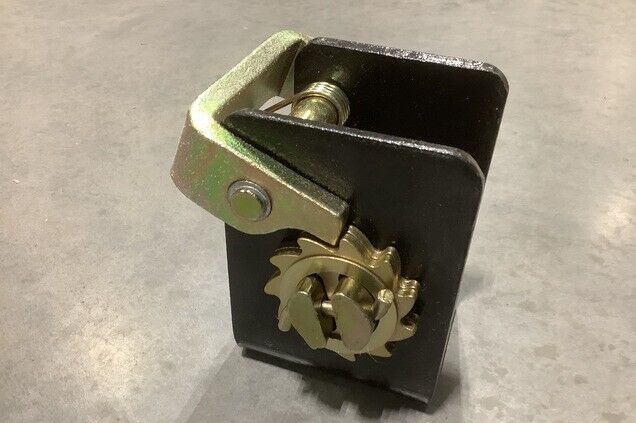 NEW WEBBING WINCH RATCHET Y-711 LOCK 3691334C1L 3691334C2 FOR MRAP MAXXPRO CAT I