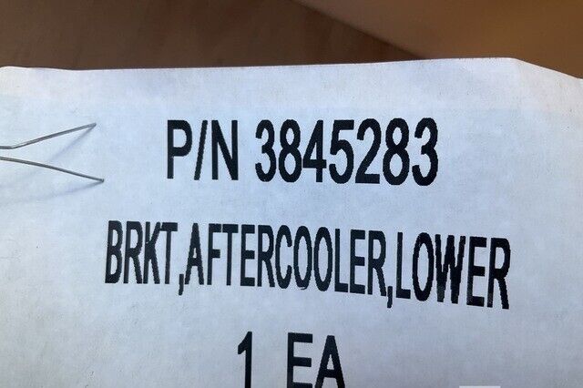 MRAP - COUGAR ISS 1.0, 1.5 3845283 OSHKOSH VEHICULAR BRACKET AFTERCOOLER, LOWER