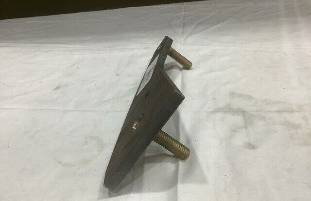 HEMTT, FMTV HOLLAND XA-01997 RH ADJUSTING BEARING PLATE 2510-01-198-1158 NOS