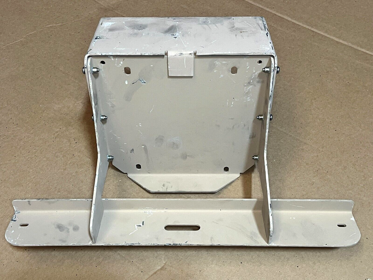 US MILITARY HMMWV A1-36053D-002 TAN MOUNTING BRACKET NSN 5340-01-559-4397