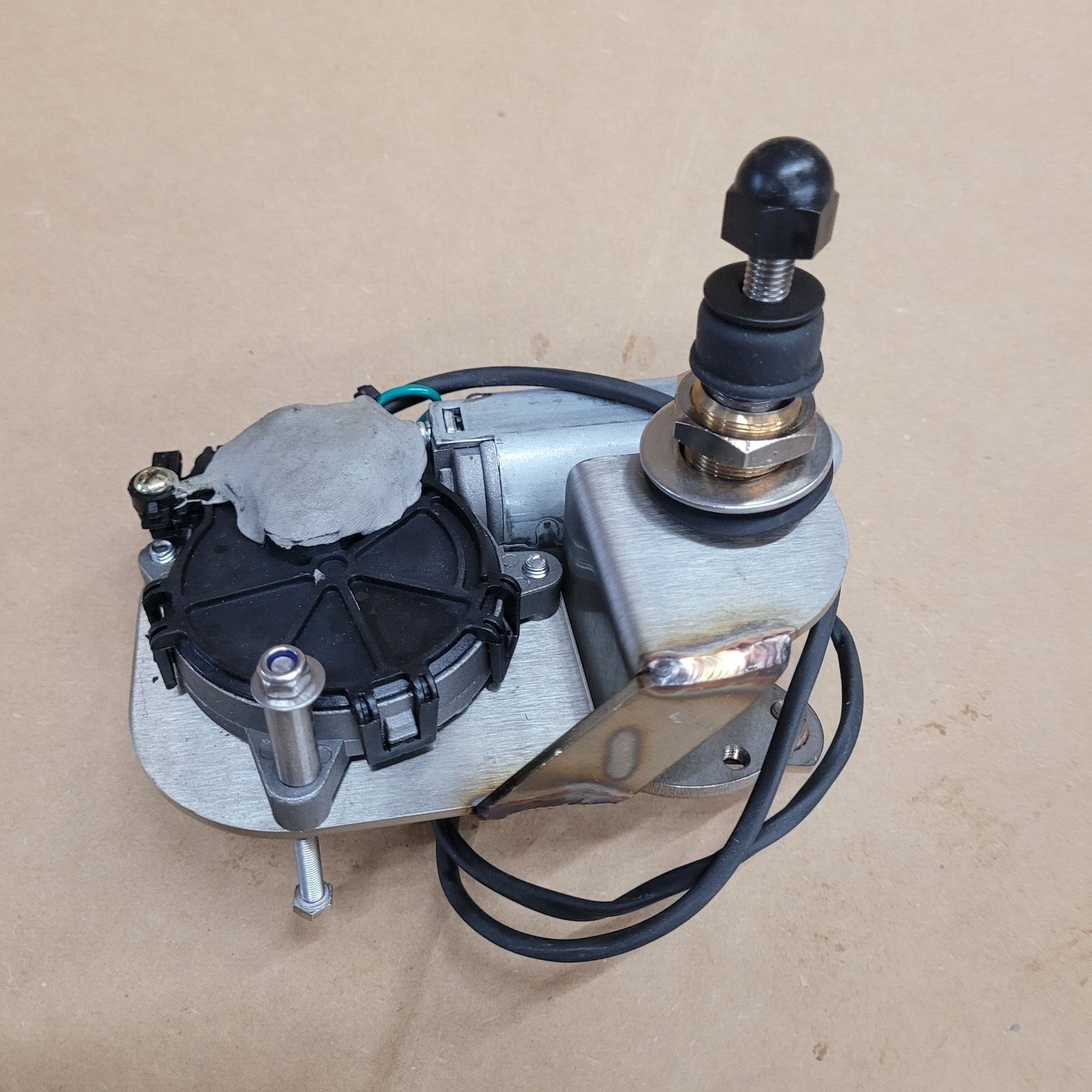 MRAP COUGAR FMTV LMTV MTV WIPER MOTOR 2NM 24V 101250 101250/11 2540-01-555-5028